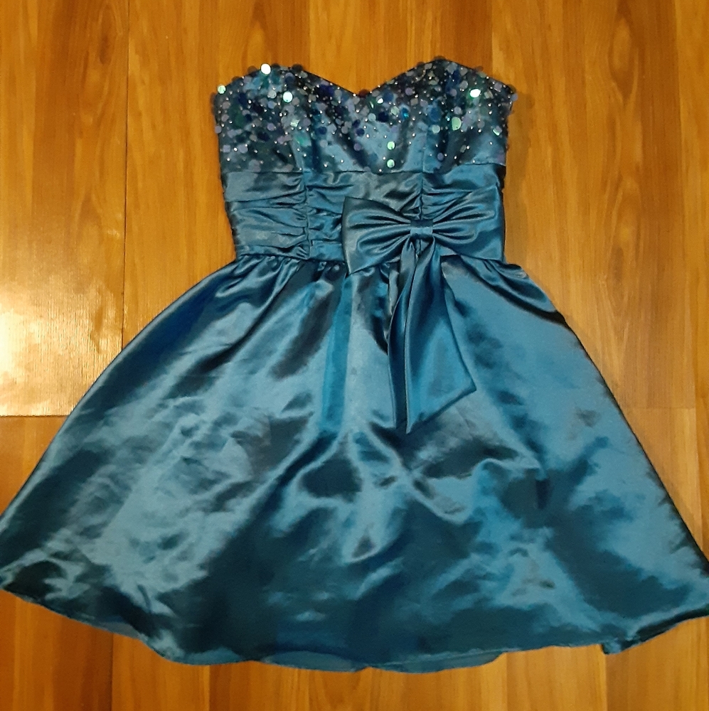 Striking Ocean Blue Irridescent Mini Party Dress